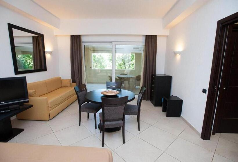 Полулюкс, Ahr Baja Hotel & Spa Cannigione
