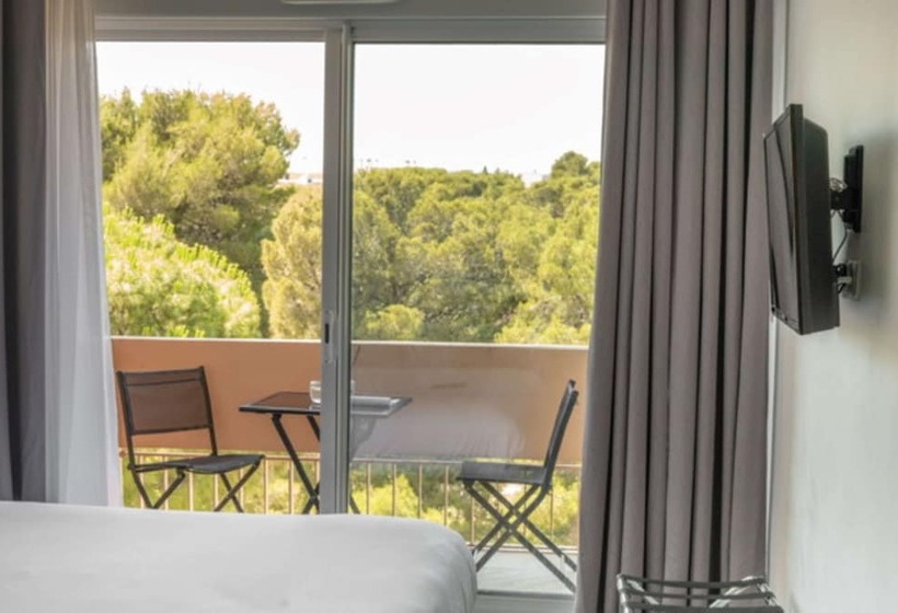 Номер Superior Вид на Парк, Best Western Hôtel Des Thermes   Balaruc Les Bains Sète