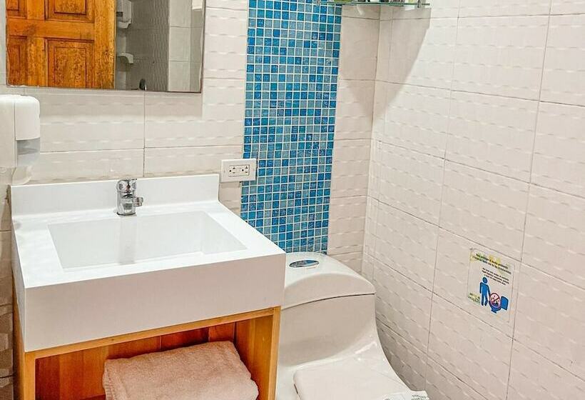 Номер Стандарт 2 Двуспальные Кровати, Cocoplum Beach