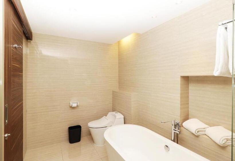 Люкс, Swiss Belhotel Cirebon