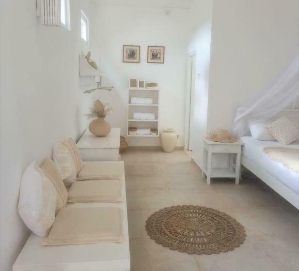 Трехместный Номер Deluxe, Golden Beach Paradise