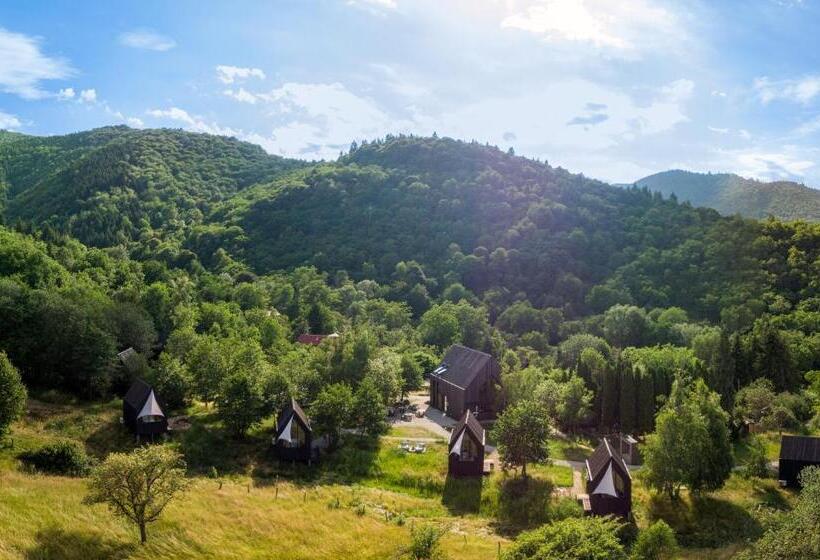 بانگلوی لوکس, Portal Village Only Adults