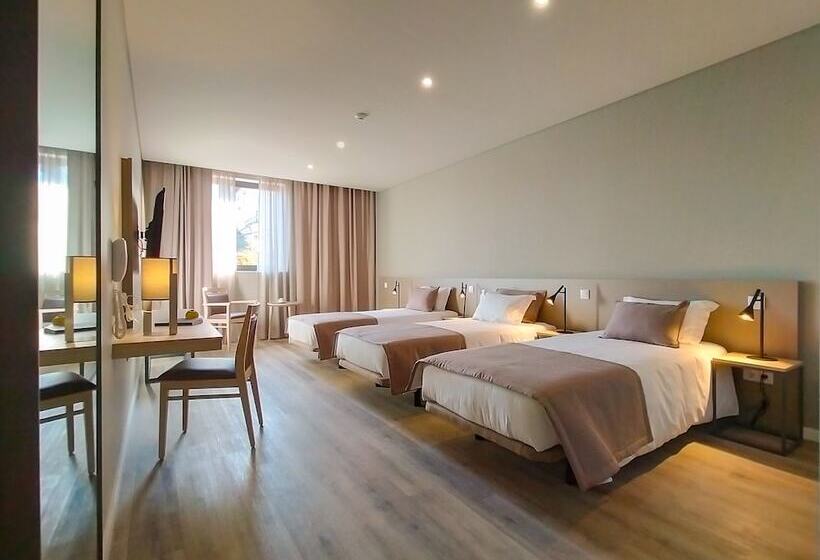 Номер Стандарт Трехместный, Meu Hotel Porto Gandra