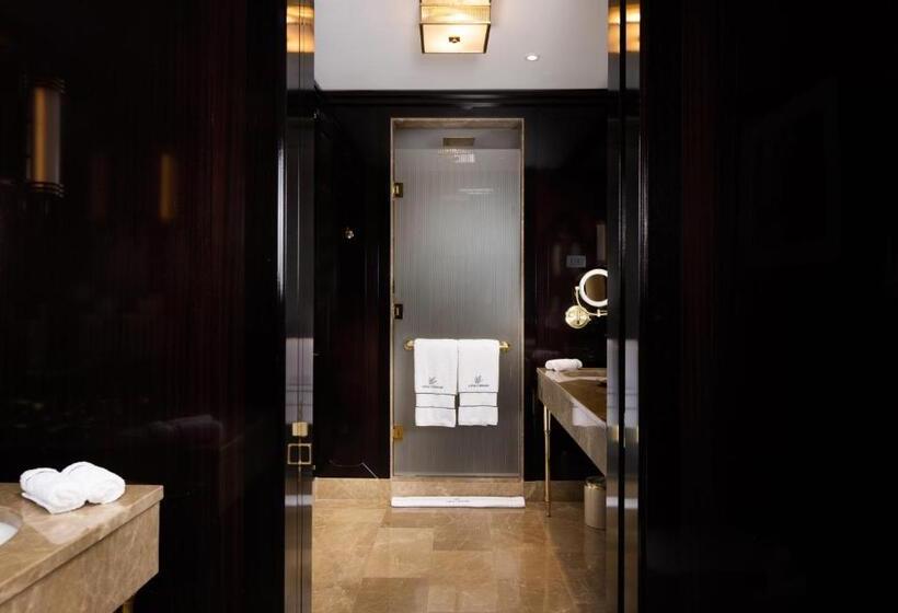 سوئیت پریمیوم, Casa Cipriani New York