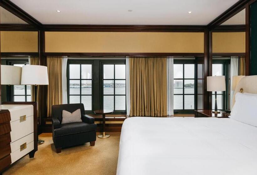 اتاق پرمیوم, Casa Cipriani New York