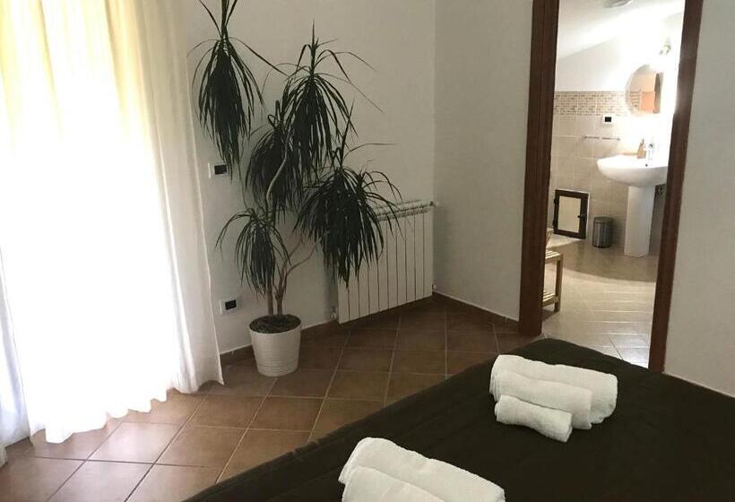 Трехместный Номер Комфорт, Villa Laregina