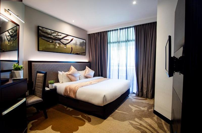 اتاق لوکس با تخت بزرگ, Amansari Residence Resort