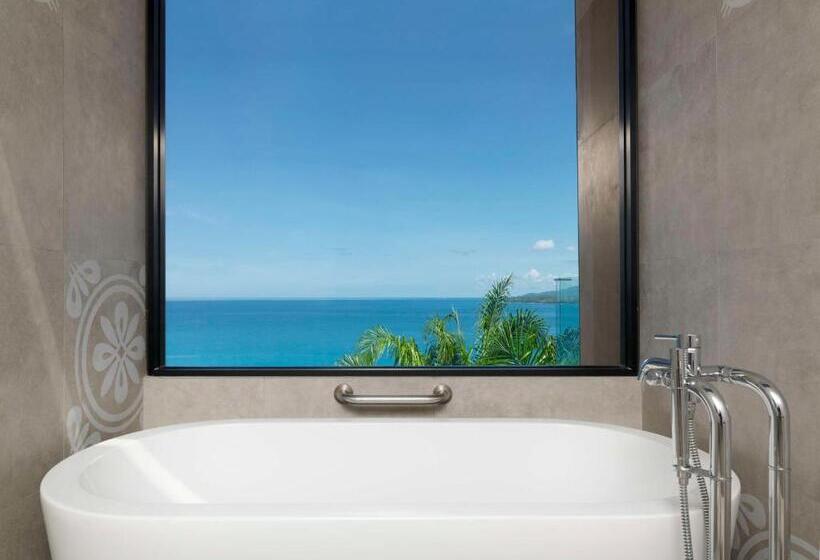 キングサイズベッドのスイートルーム, Hyatt Regency Phuket Resort