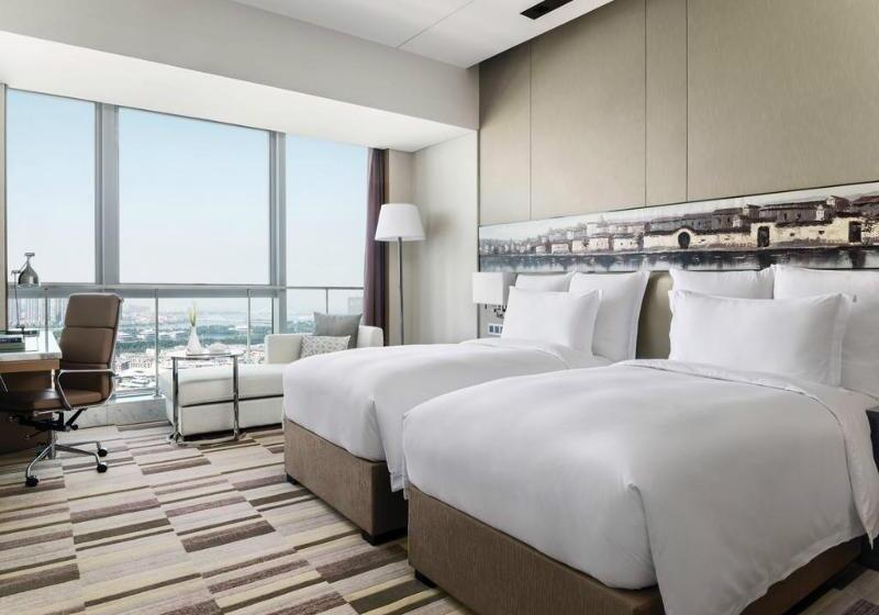 Номер Deluxe, Langham Place Xiamen