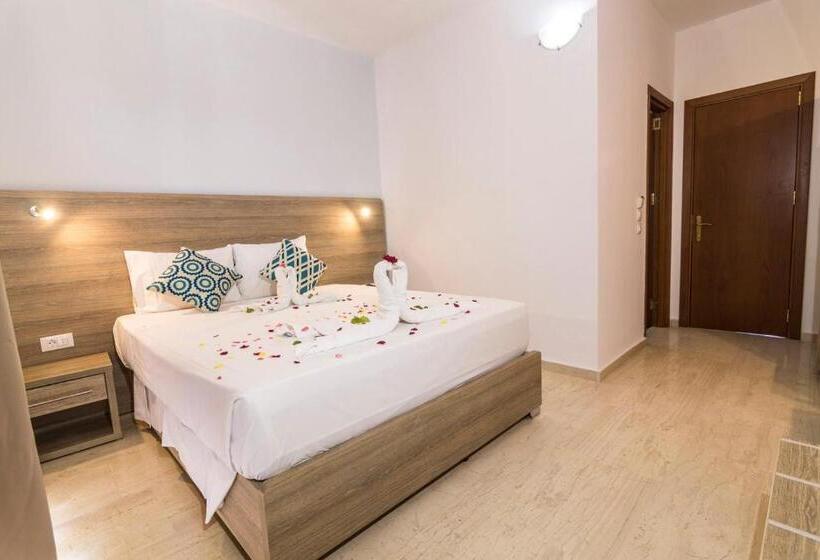 Номер Deluxe, Tivoli