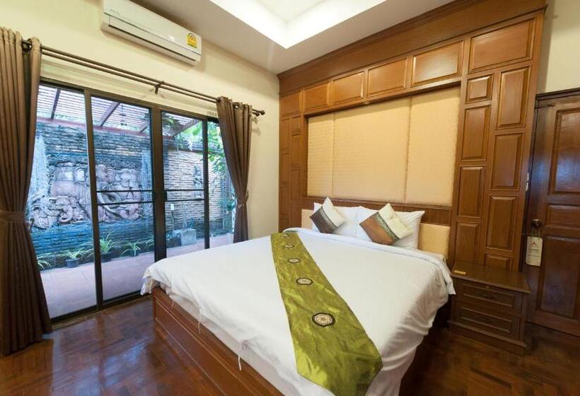 سوییت جونیور, Ruen Ariya Resort