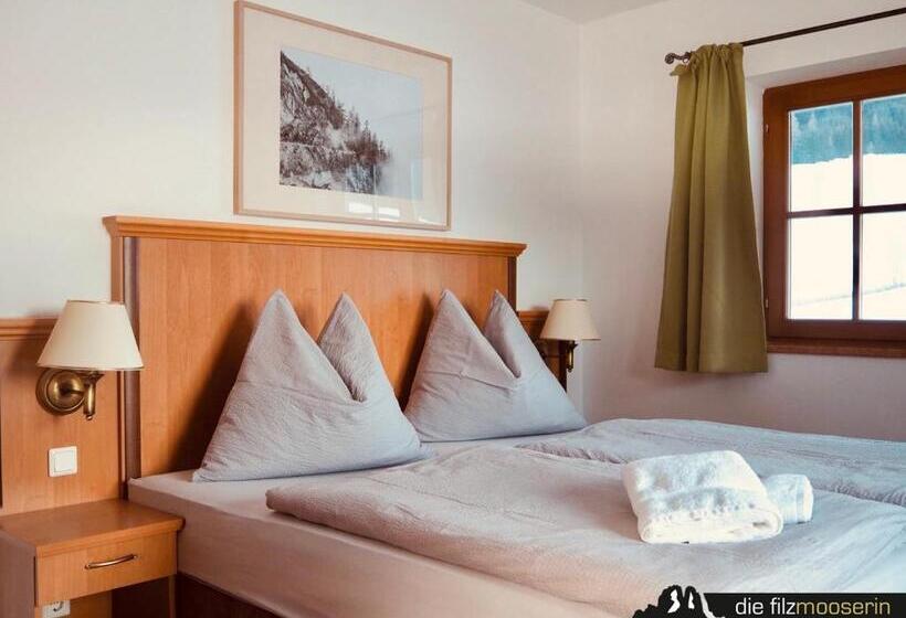 带1个卧室的豪华公寓, Die Filzmooserin Apartments