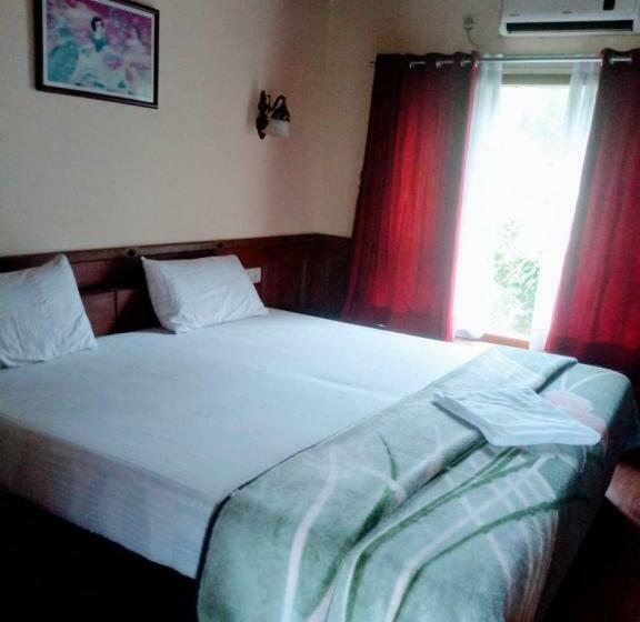 Casa 2 Quartos, Johnson S Homestay   Ecohouseboat
