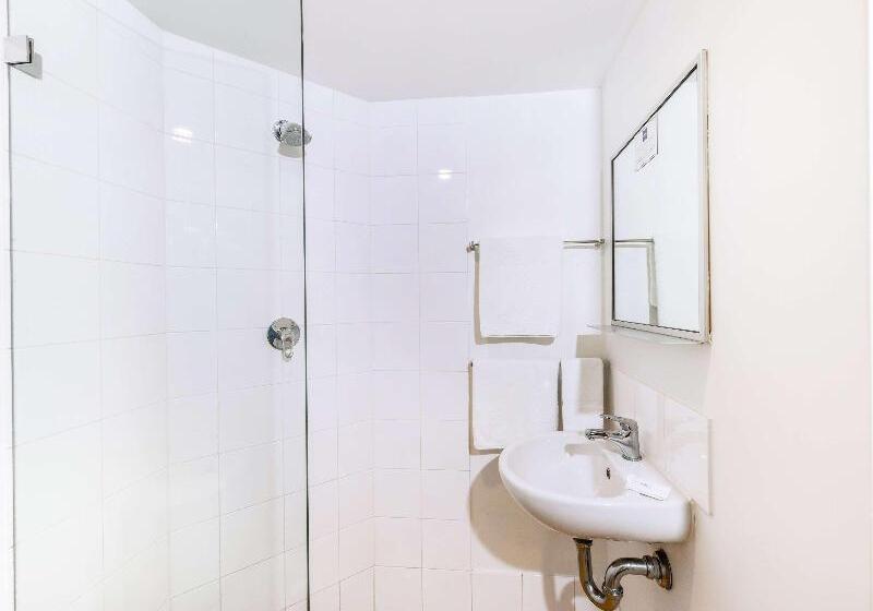 Семейный Номер Классика, Ibis Budget Sydney Airport