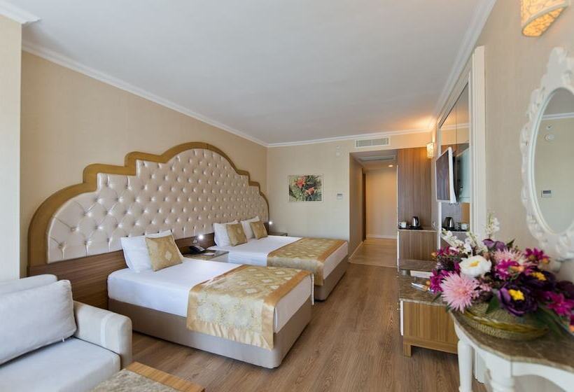 اتاق خانوادگی, Oz Hotels Side Premium