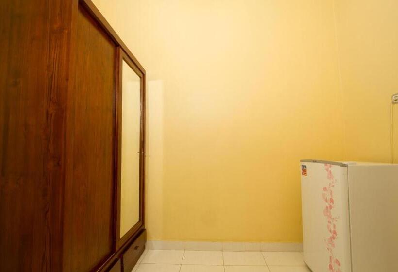 Номер Стандарт, Seminyak Point Guesthouse