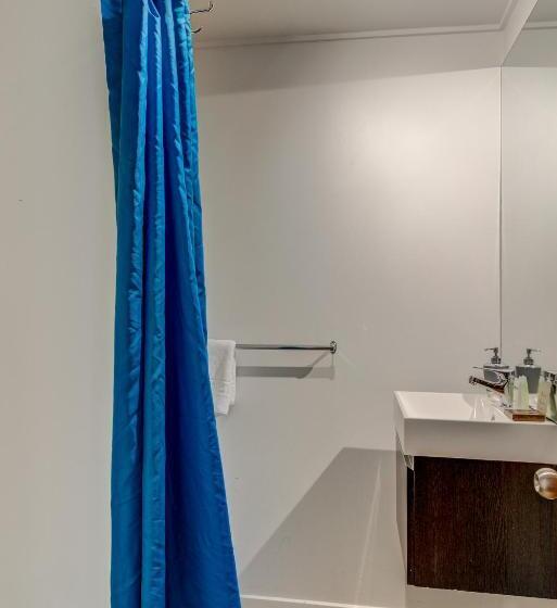 침실 3개 아파트, The Lofts Apartments