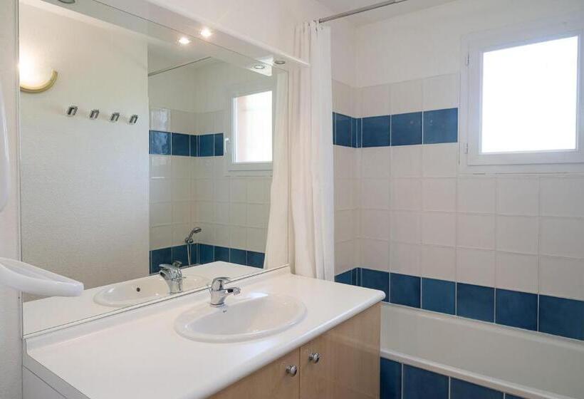 Вилла 3 Спальни с Бассейном, Vacancéole   Port Minervois, Les Hauts Du Lac