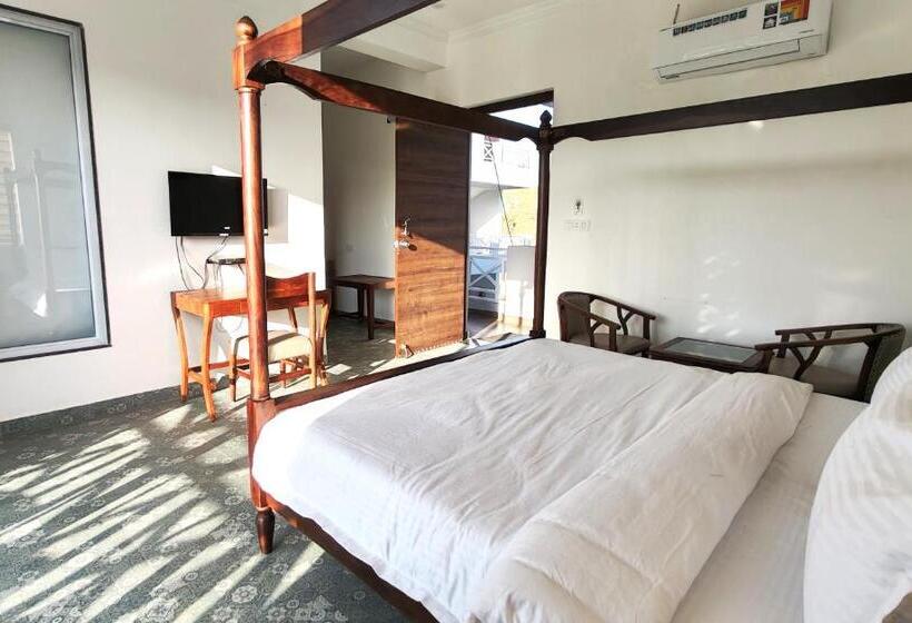豪华房间, The Sky Imperial Pavoreal Jungle Resort