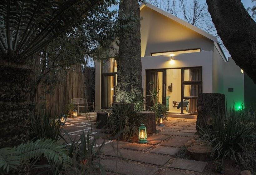 Люкс Superior, African Rock Hotel & Spa, A Boutique Lifestyle Resort
