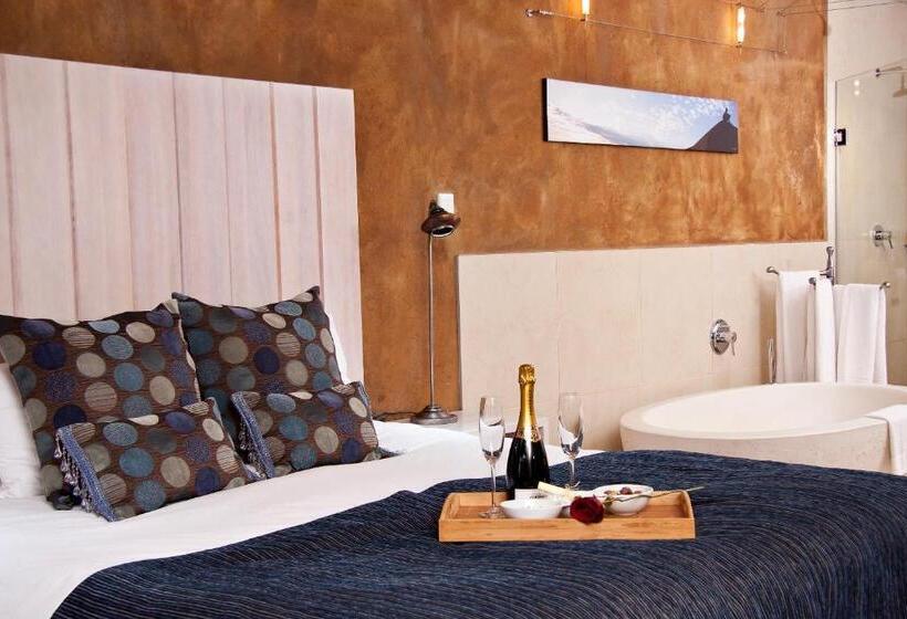 Люкс Повышенной Комфортности, African Rock Hotel & Spa, A Boutique Lifestyle Resort