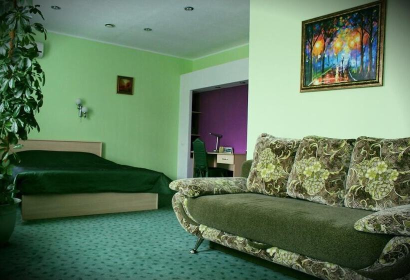إستوديو قياسى, Alexander House