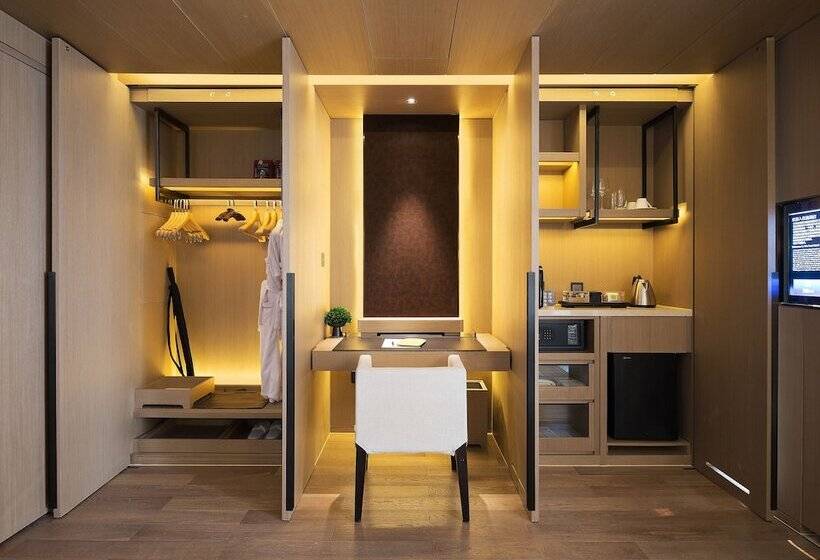 Люкс Повышенной Комфортности, The East Hotel Hangzhou