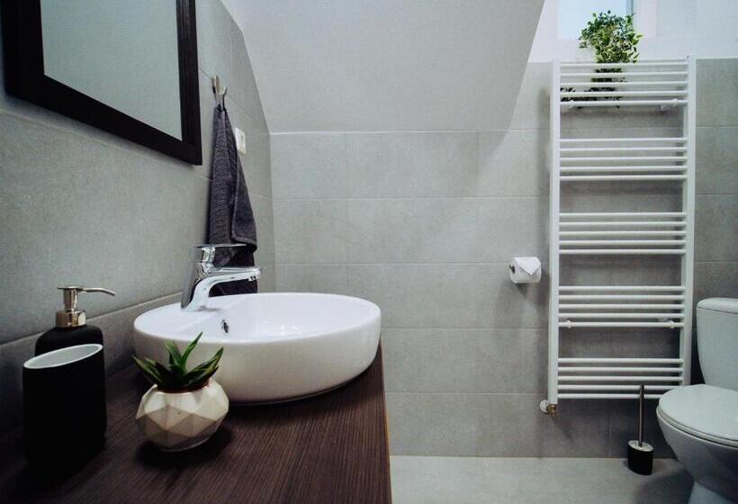 اتاق استاندارد, Zakarias Apartments