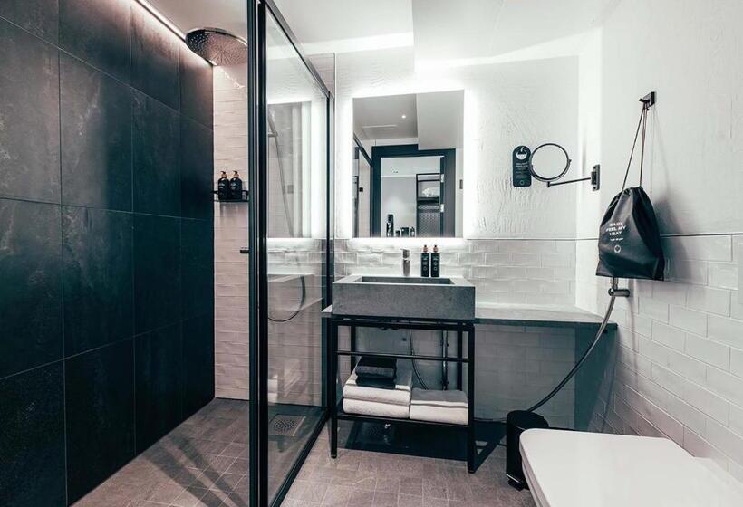 Номер Deluxe Кровать Кинг, Clarion Hotel Mestari