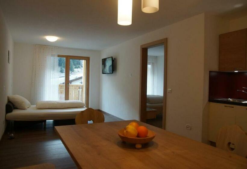Апартаменты 2 Спальни, Zangerlehof