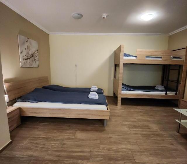 Четырехместный Номер Deluxe, Alpenklub