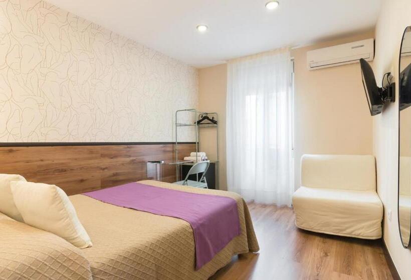 اتاق استاندارد اینتریور, Hostal Art Madrid
