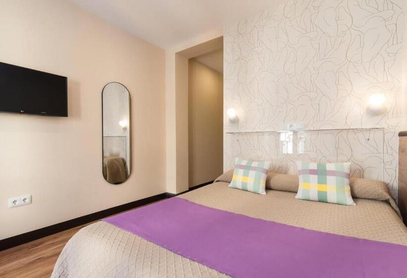 اتاق استاندارد با بالکن, Hostal Art Madrid