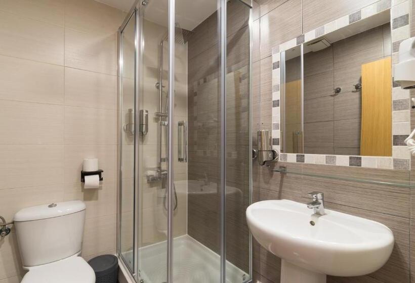 اتاق استاندارد با بالکن, Hostal Art Madrid