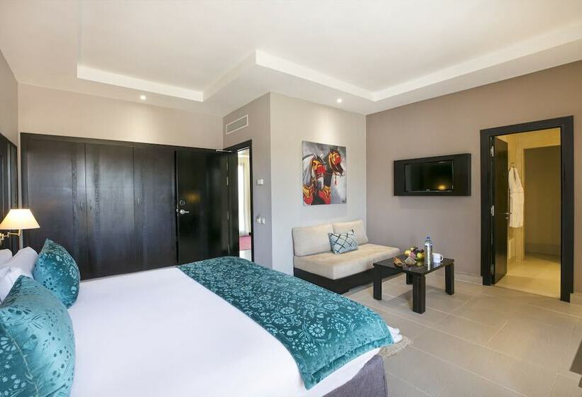 اتاق سوپریور با چشم‌انداز استخر, Kech Boutique Hotel & Spa