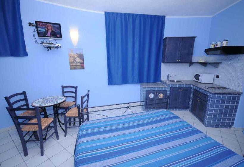 Comfort Kolmen Hengen Huone, Sun Tower Beach Apartments