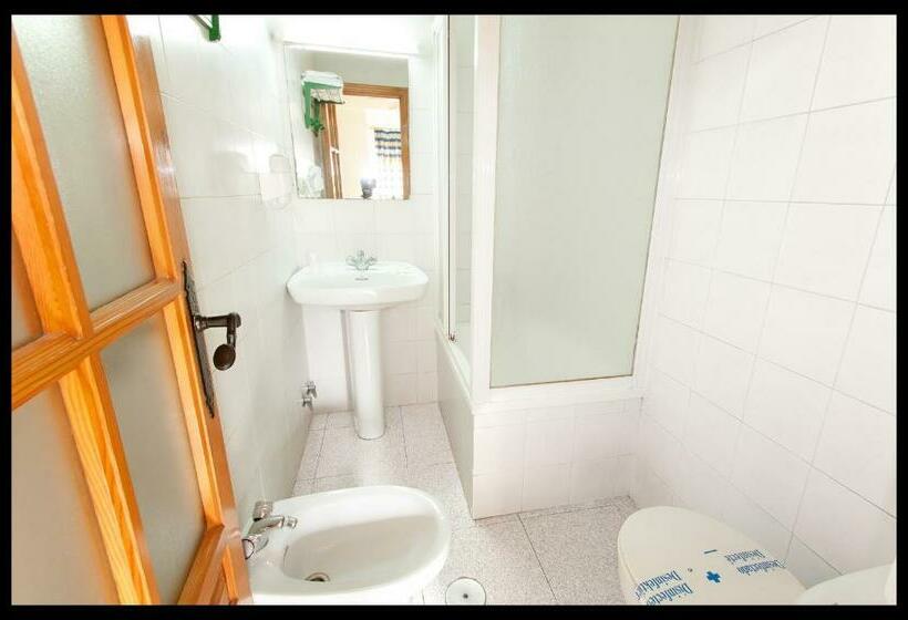 Номер Стандарт, Hostal Estacion