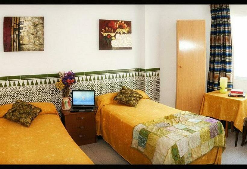 Номер Стандарт, Hostal Estacion