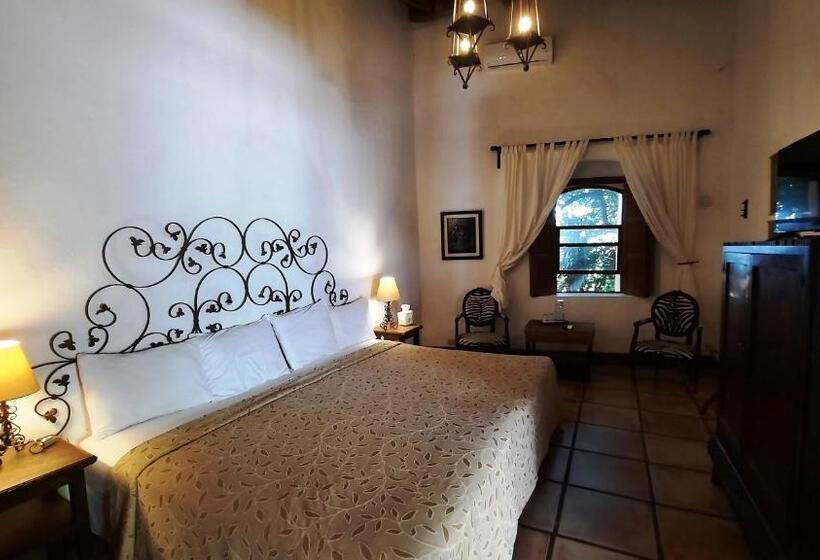 اتاق استاندارد با تخت بزرگ, Los Almendros De San Lorenzo