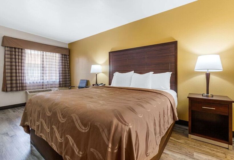 Quarto Estandar Cama King, Quality Inn & Suites Near Downtown Mesa