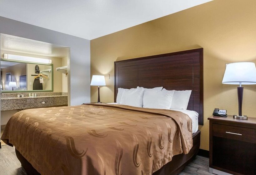 Suíte Cama King, Quality Inn & Suites Near Downtown Mesa
