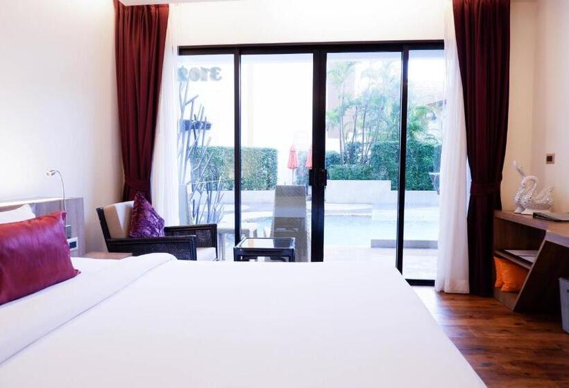 디럭스 룸, The Beach Heights Resort Sha Plus