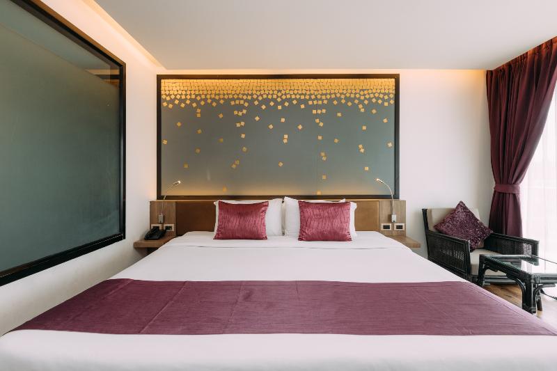 풀장 전망 디럭스 룸, The Beach Heights Resort Sha Plus