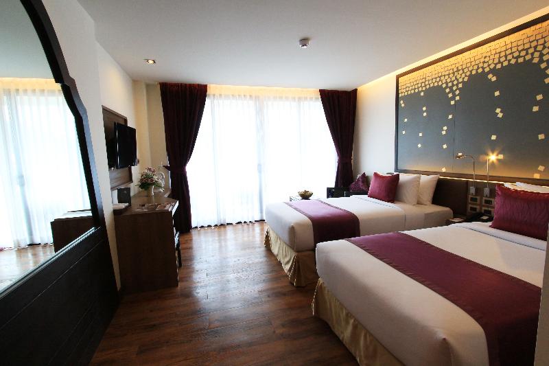디럭스 룸, The Beach Heights Resort Sha Plus