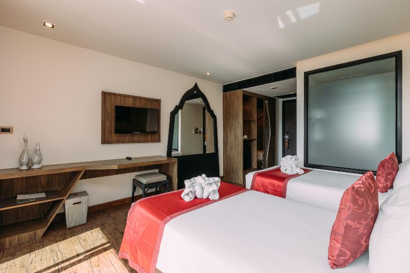 디럭스 룸, The Beach Heights Resort Sha Plus