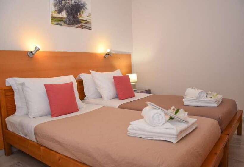 اتاق اساندارد با چشم‌انداز جانبی به دریا, The Noverian Antama Organic Beach Resort Chania