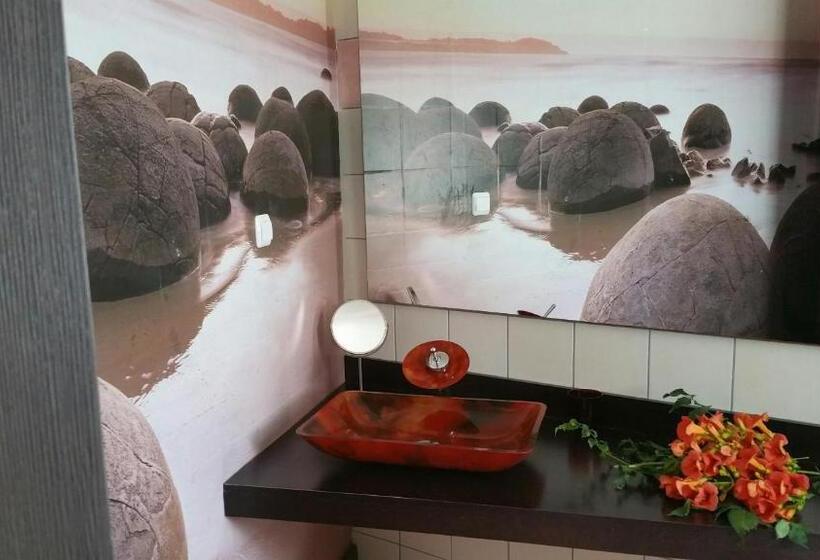 سوییت اجرایی, Eurohotel Katrin Suites