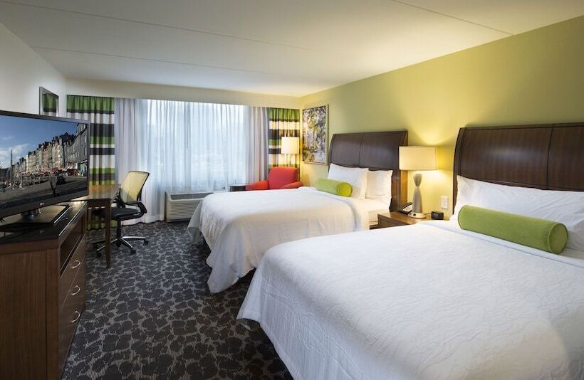 스탠다드 룸 더블 침대 2개, Hilton Garden Inn Charleston Waterfront/downtown