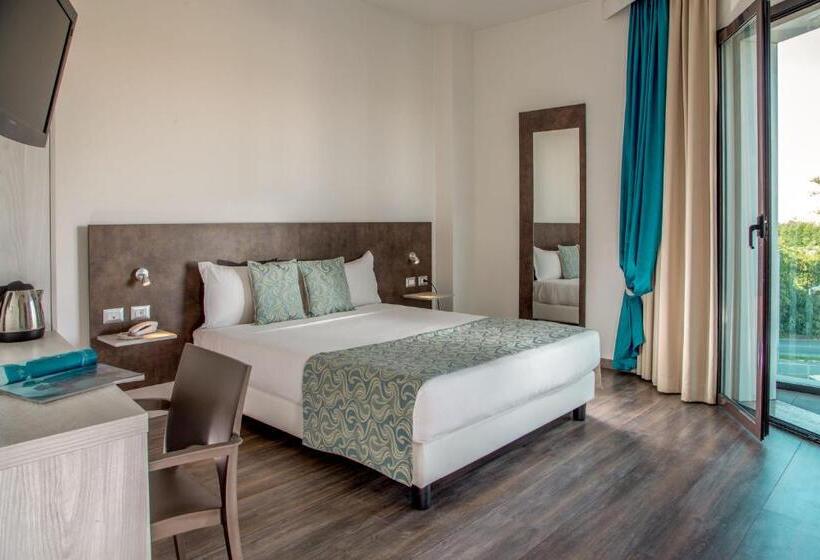 Номер Deluxe, Phi Hotel Milano