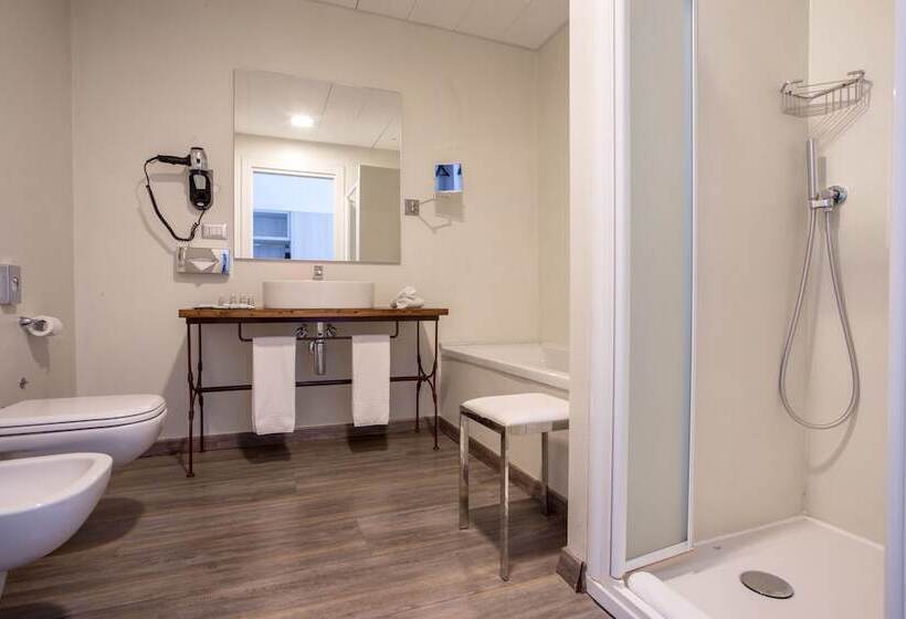 Номер Deluxe, Phi Hotel Milano